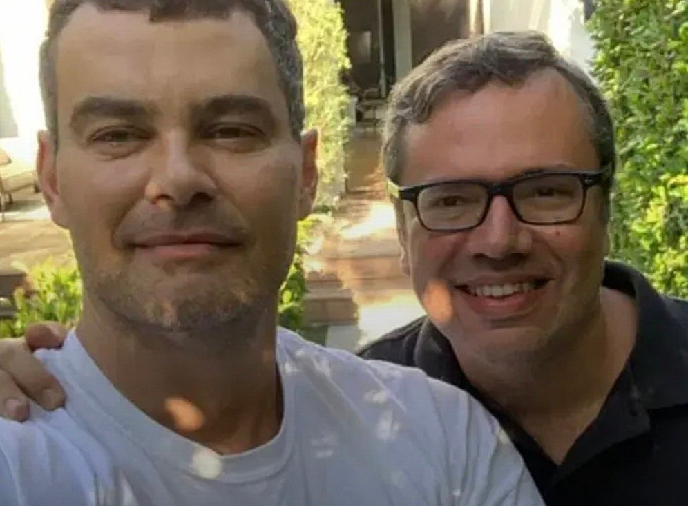 Carmo Dalla Vecchia dispara sobre vida íntima com João Emanuel Carneiro: “Sexualmente muito ativo”