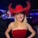 Musa da Embaixada Vila São José, Marina Orlanda rouba a cena com look poderoso no Rodeio de Bragança Paulista