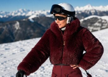 Após Deborah Secco escolher a Skill to Dress para sua viagem à neve, CEO Lia Sangali destaca crescimento da moda ski entre brasileiros.