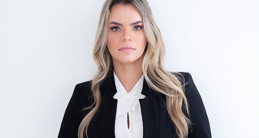 Jessyca Arieira desenvolve soluções jurídicas que conectam negócios, investidores e mercados globais com foco em governança, compliance e crescimento sustentável.