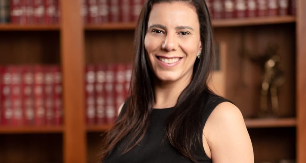 Bruna Magalhães, advogada trabalhista do escritório Cfa
