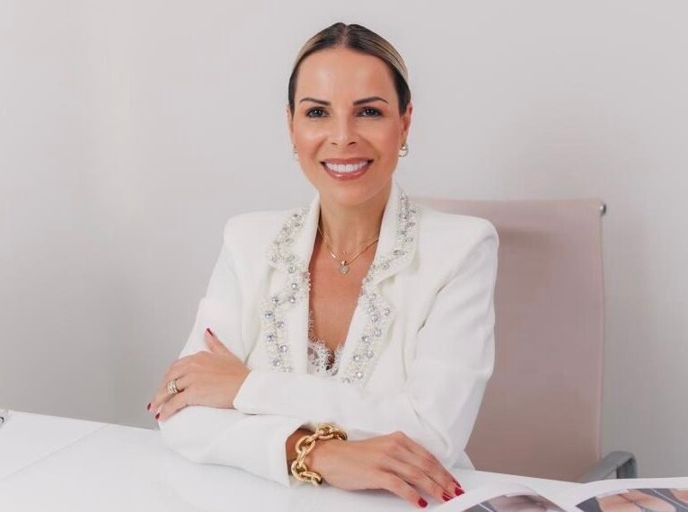 Dra. Viviani Aguiar