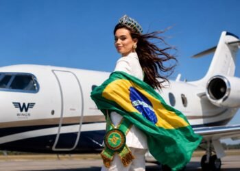 Laura Paola participará do carnaval carioca e aproximará sua imagem de um dos principais símbolos da cultura brasileira antes da competição internacional.