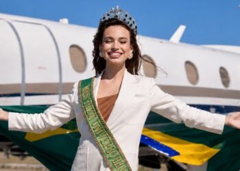 Laura Paola passa a atuar como porta-voz da cultura e da identidade nacional diante de candidatas de diferentes países no Miss Teen Universo Internacional.