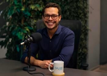 Dr. Gabriel presente no podcast.