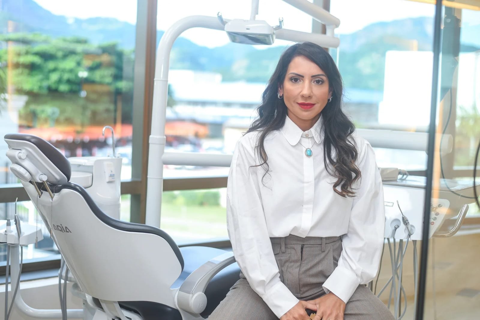 Dra. Andréa Melo