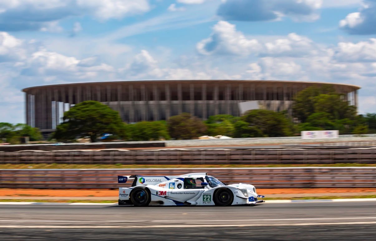 Daniel Lancaster revela cockpit e estratégia para etapa em Brasília já.